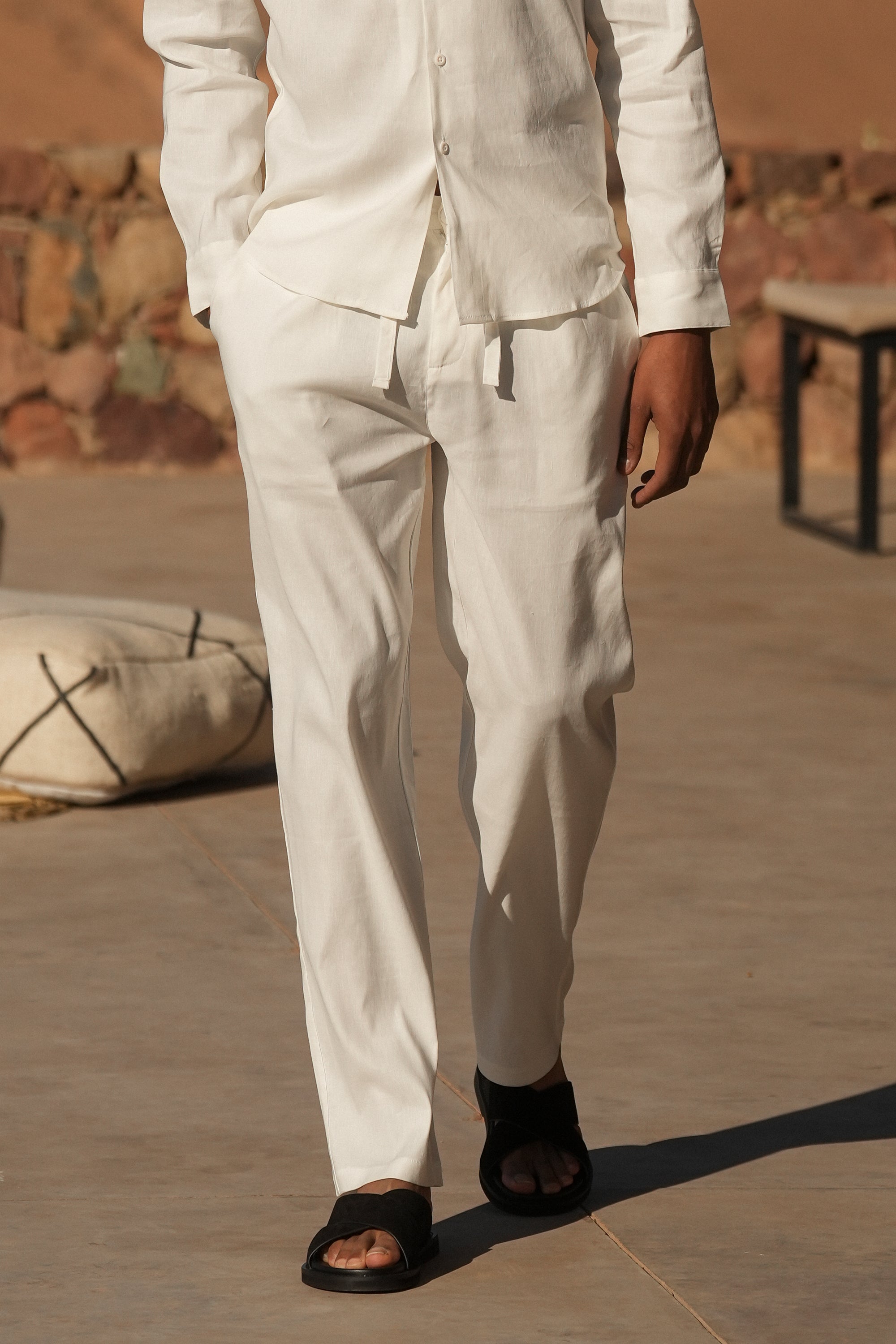 #color_White