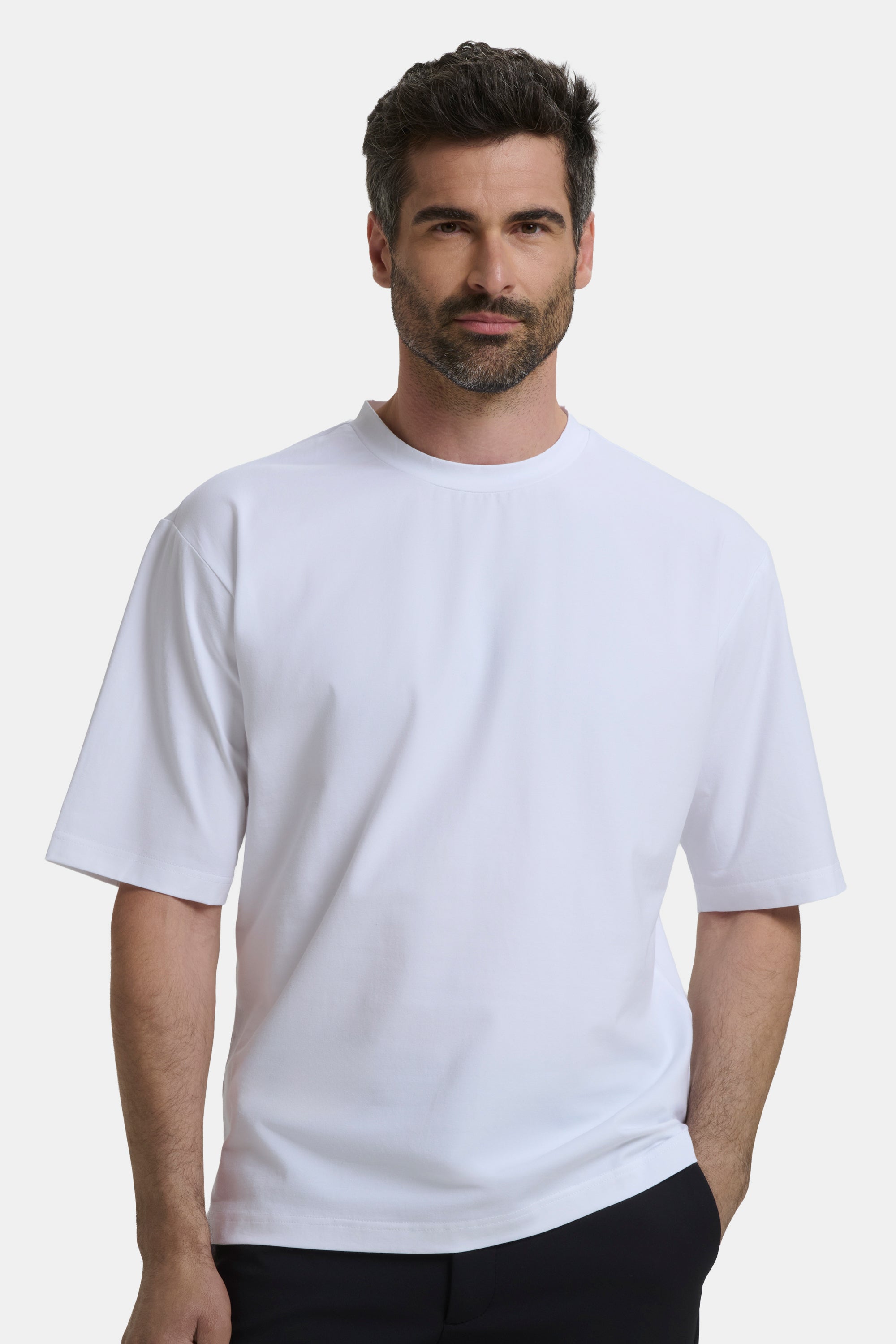 #Color_White