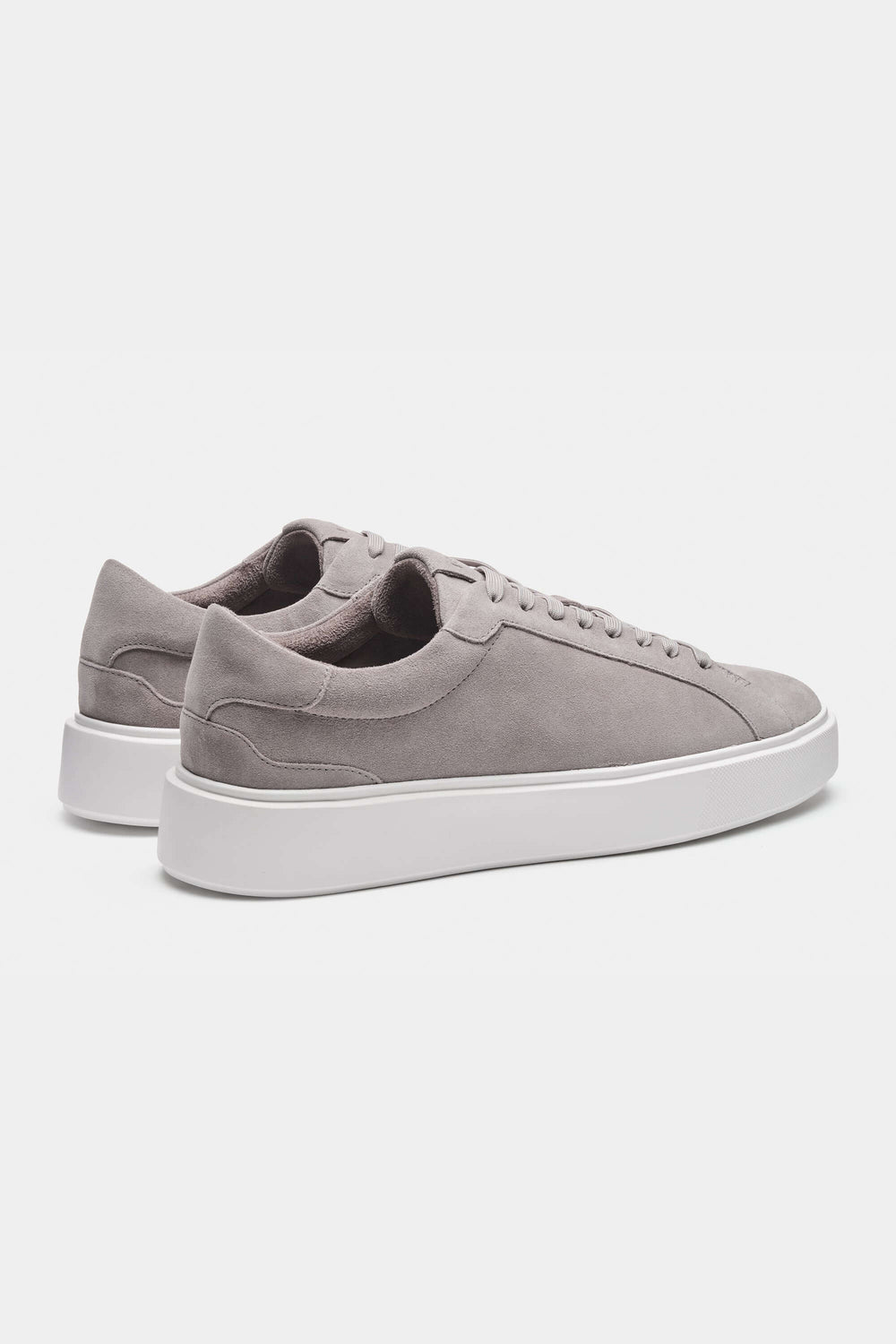 THE CLASSIC SUEDE TRAINER
