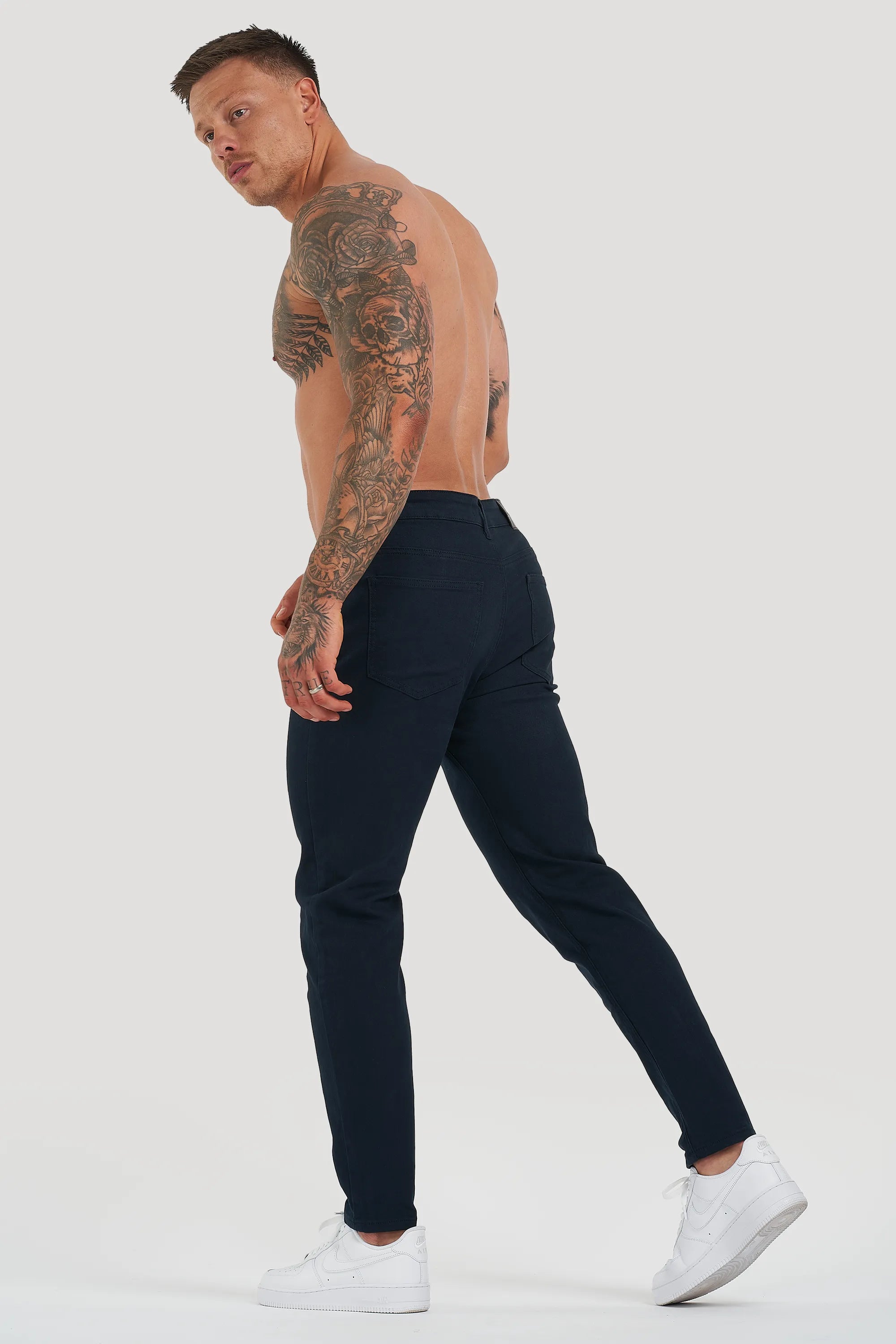 THE CALLUM JEANS - NAVY - ICON. AMSTERDAM