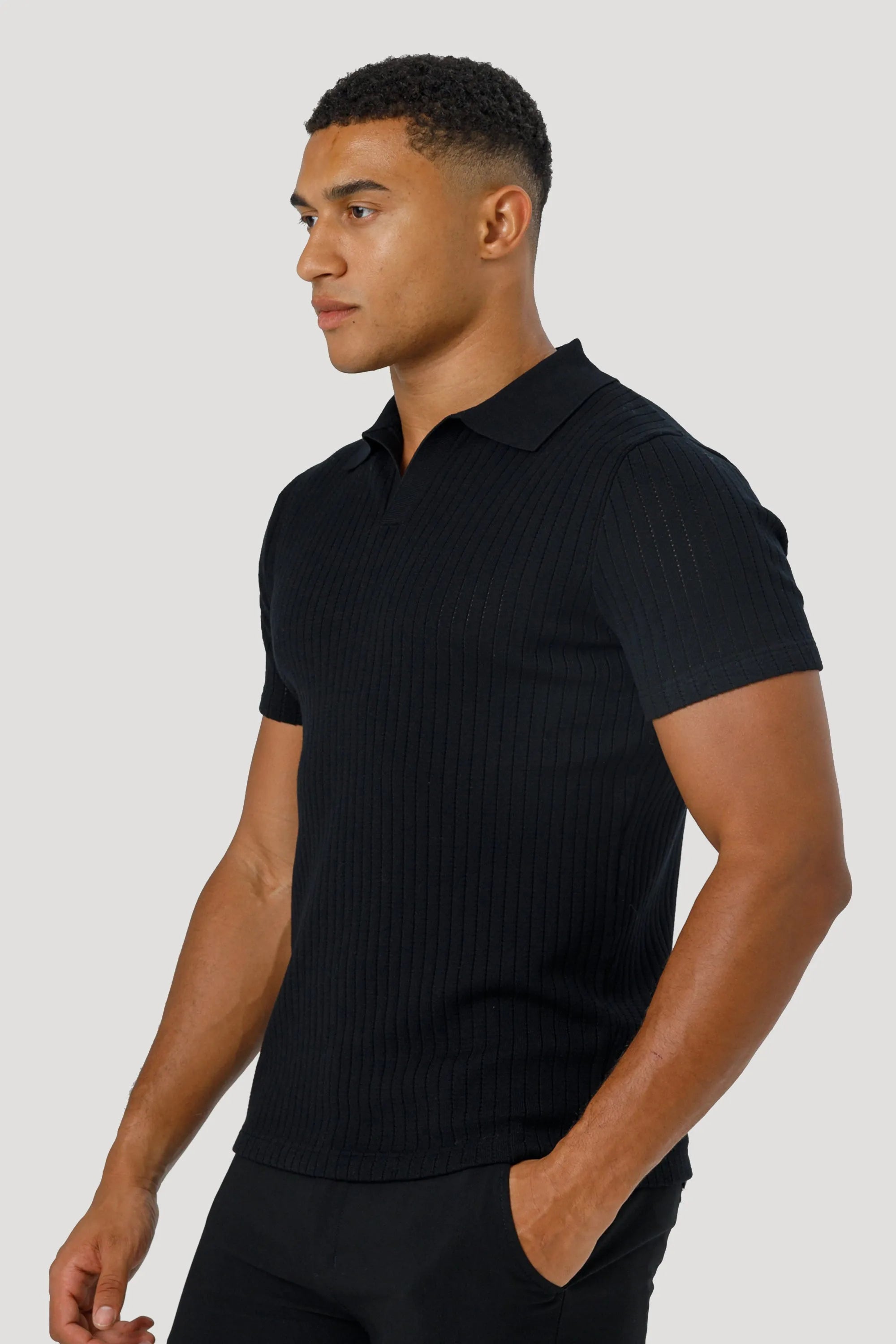 THE ALONSO SHORT SLEEVE POLO - BLACK - ICON. AMSTERDAM