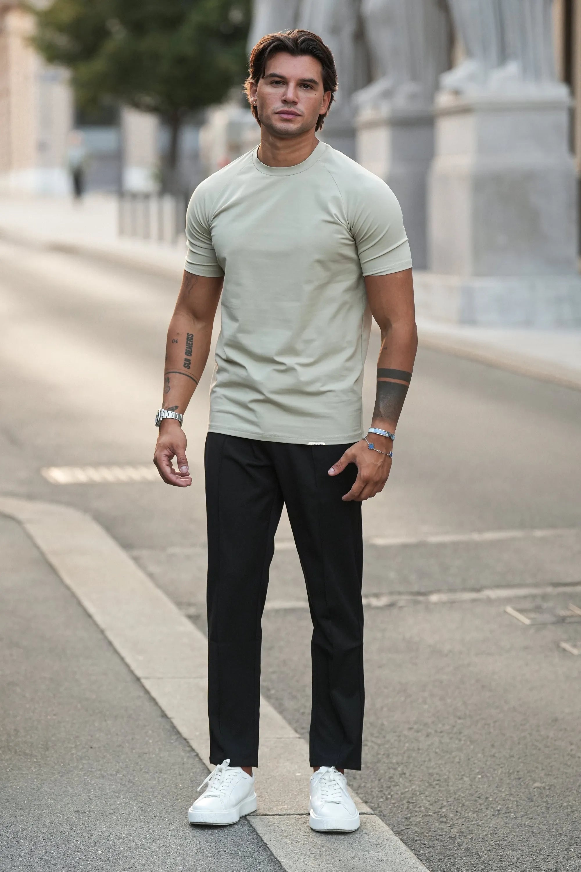 THE MUSCLE BASIC T-SHIRT - PURE STONE - ICON. AMSTERDAM