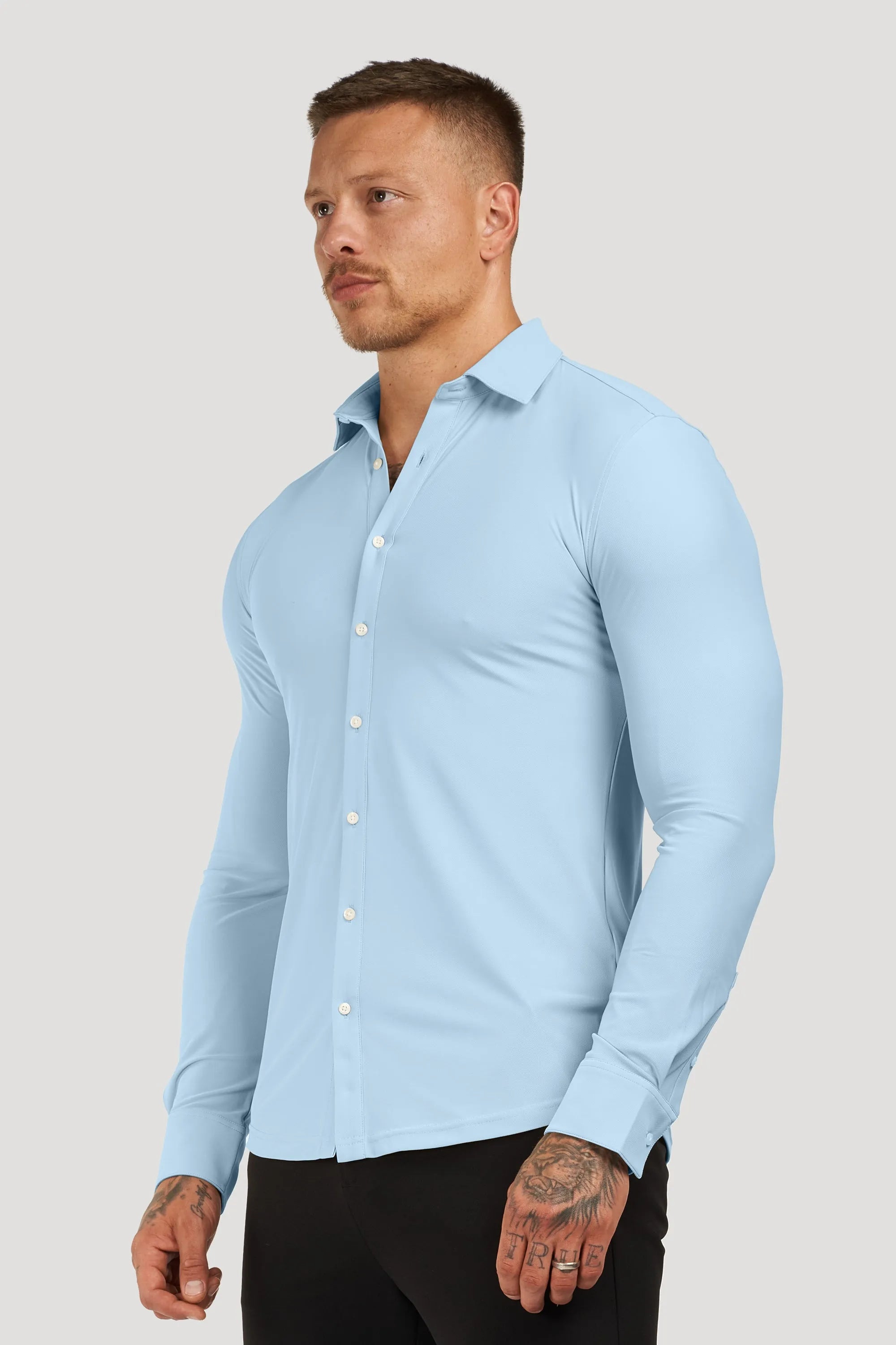 THE ATHLETIC STRETCH SHIRT - BABY BLUE - ICON. AMSTERDAM