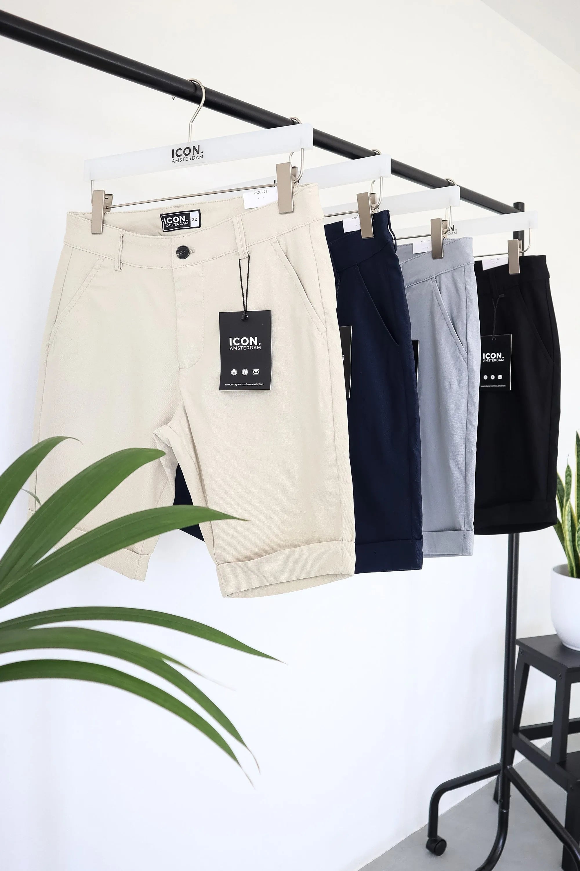 THE AVANI SHORTS - LIGHT GREY - ICON. AMSTERDAM